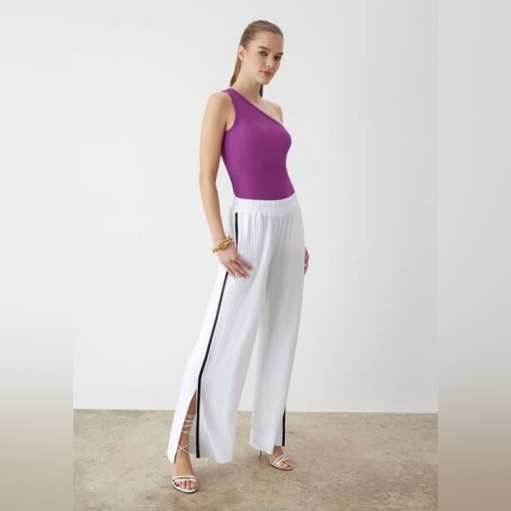 GSTQ One Shoulder Rib Knit Top